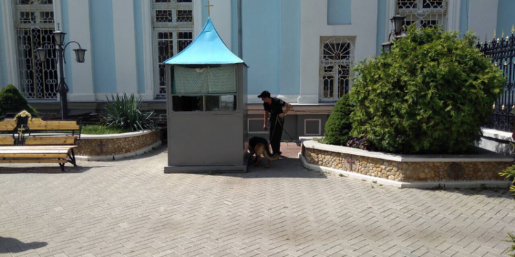 «Им не место на украинской земле»: на Николаевщине «заминировали» 10 храмов Московского патриархата