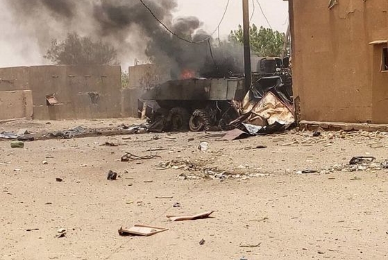 В результате теракта в Мали погибли двое гражданских