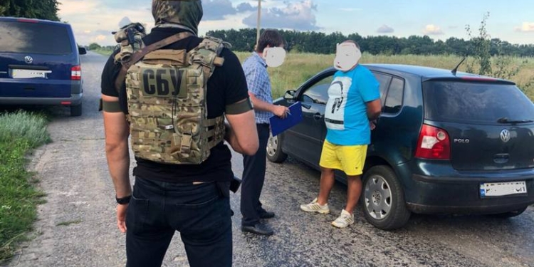 Полмиллиона требовал винницкий фискал у предпринимателя