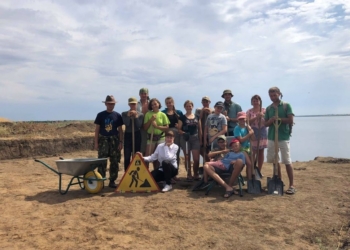 Юные николаевские археологи исследовали античное святилище Ольвийского государства