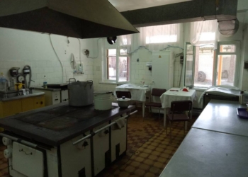 В Донецкой области в детском лагере отравились 60 детей