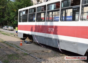 В Николаеве трамвай насмерть переехал 32-летнего мужчину