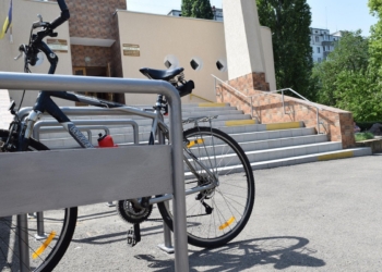 Активисты установят по Николаеву 23 велопарковки