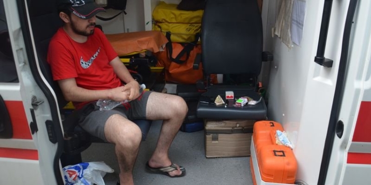 В Николаеве задержали распространителя наркотиков: тот попытался изобразить приступ, но это не впечатлило медиков