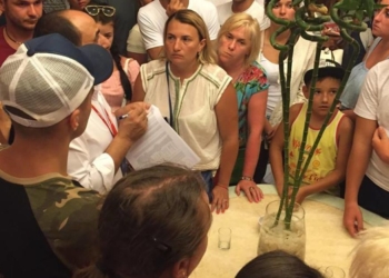 Больше 200 украинских туристов застряли в Хургаде