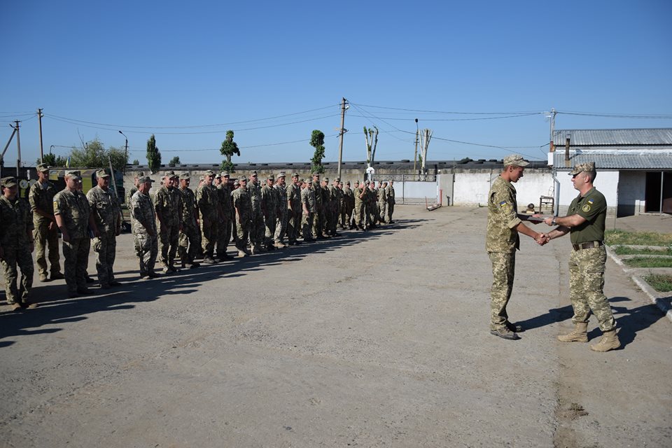 Артиллеристы ВМС ВС Украины вернулись в Николаев, выполнив задание 7
