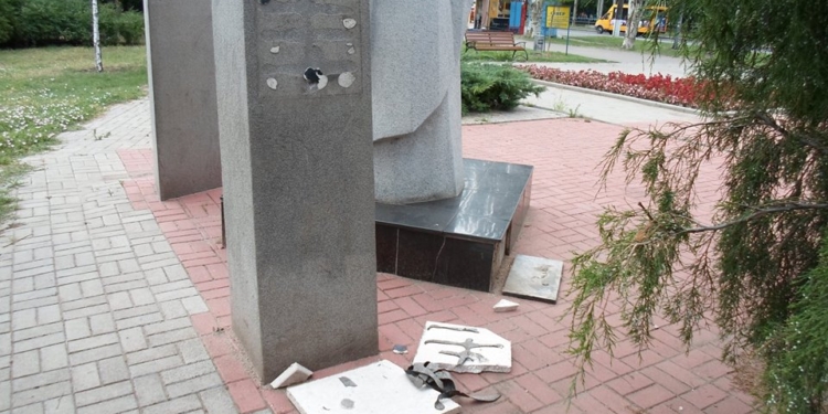 В Николаеве осквернили памятник «Скорбящий ангел Чернобыля»