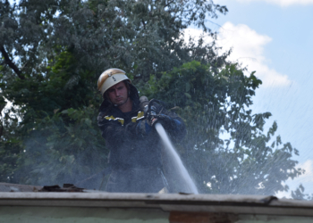 В Корабельном районе Николаева горел жилой дом