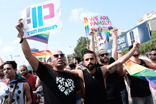 Поправка к закону о суррогатном материнстве в Израиле заставила выйти на массовые акции протеста представителей ЛГБТ-сообщества 9