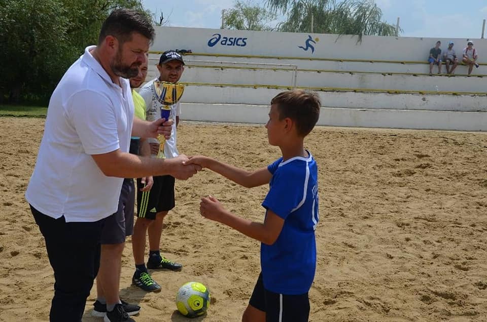 В Николаеве турнир по пляжному футболу выиграло «Торнадо» 7