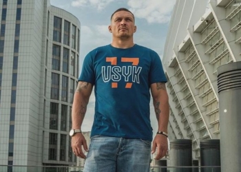 Усик прекратил сотрудничество со своим тренером