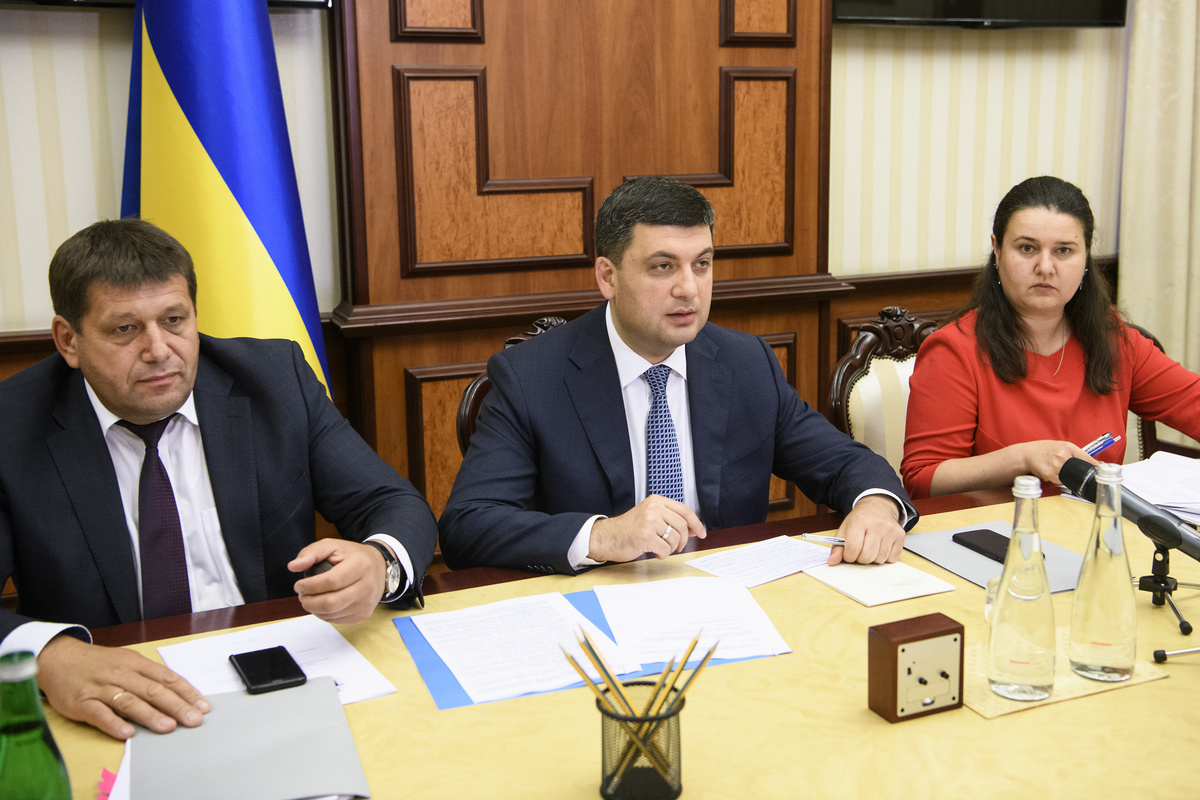 Гройсман отрапортовал о 50% выполнение проектов дорожного строительства в 2018 году. Николаевщины нет ни среди лучших, ни среди худших