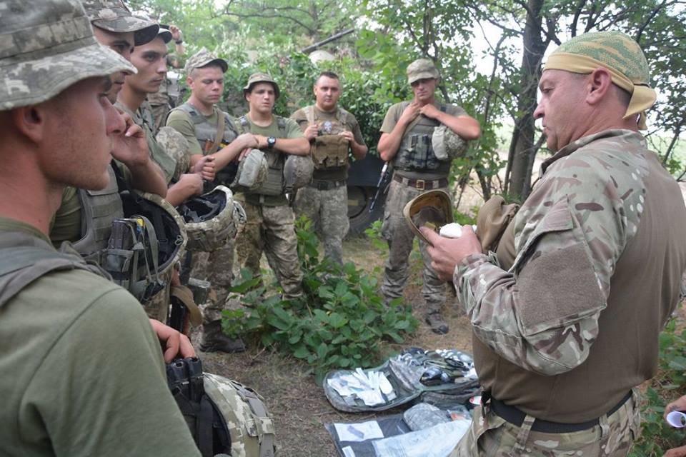 С использованием опыта 2014-го: николаевские десантники продолжают тактические учения на полигоне 13