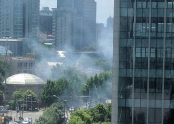 Возле посольства США в Пекине произошел взрыв