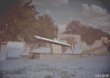 Несмотря на протесты горожан, на «Понтоне» намерены строить памятник подводникам