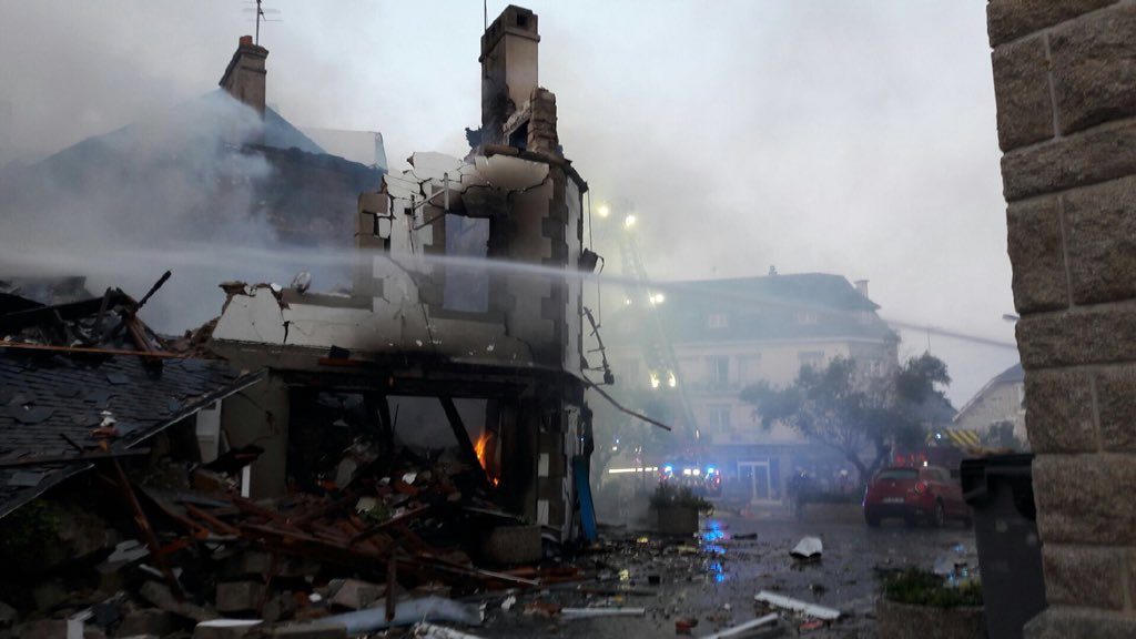 Во Франции произошел взрыв в магазине, 5 человек в критическом состоянии 1