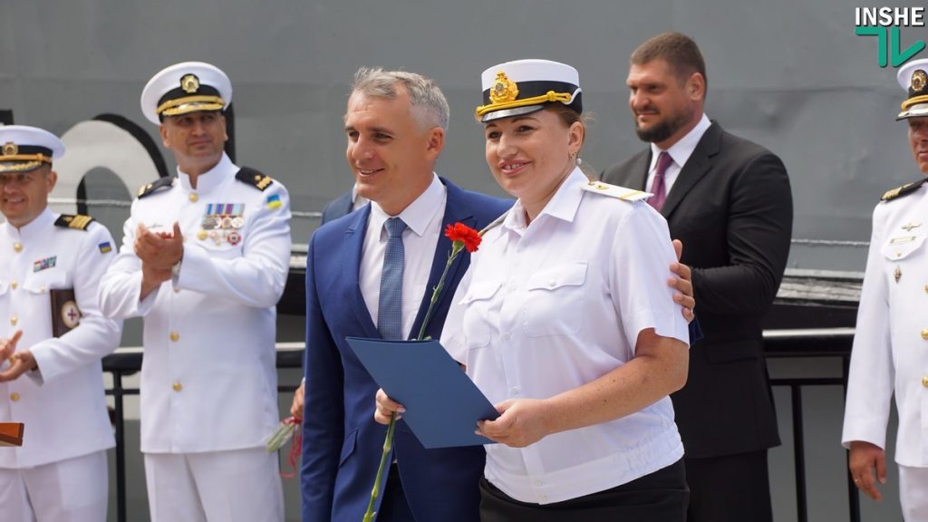 День Военно-Морских сил Украины николаевцы встретили на обновленной набережной 27
