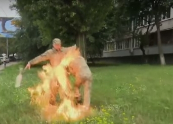 Доброволец и бывший “морской котик” из Очакова совершил попытку самосожжения под Минобороны