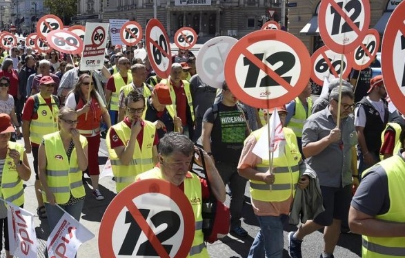 В Австрии прошли акции протеста против 12-часового рабочего дня