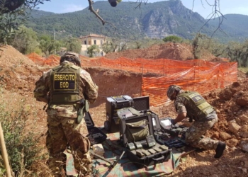 В Италии эвакуировали больше 11 тыс. человек из-за обнаружения бомбы