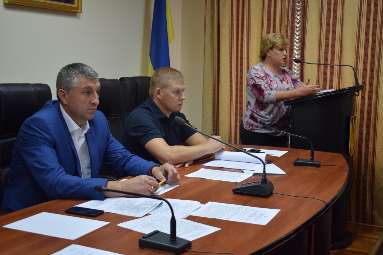 Вчера «Николаевводоканал» пополнил запасы жидкого хлора. В ОГА поручили продумать переход на использование гопохлорита натрия