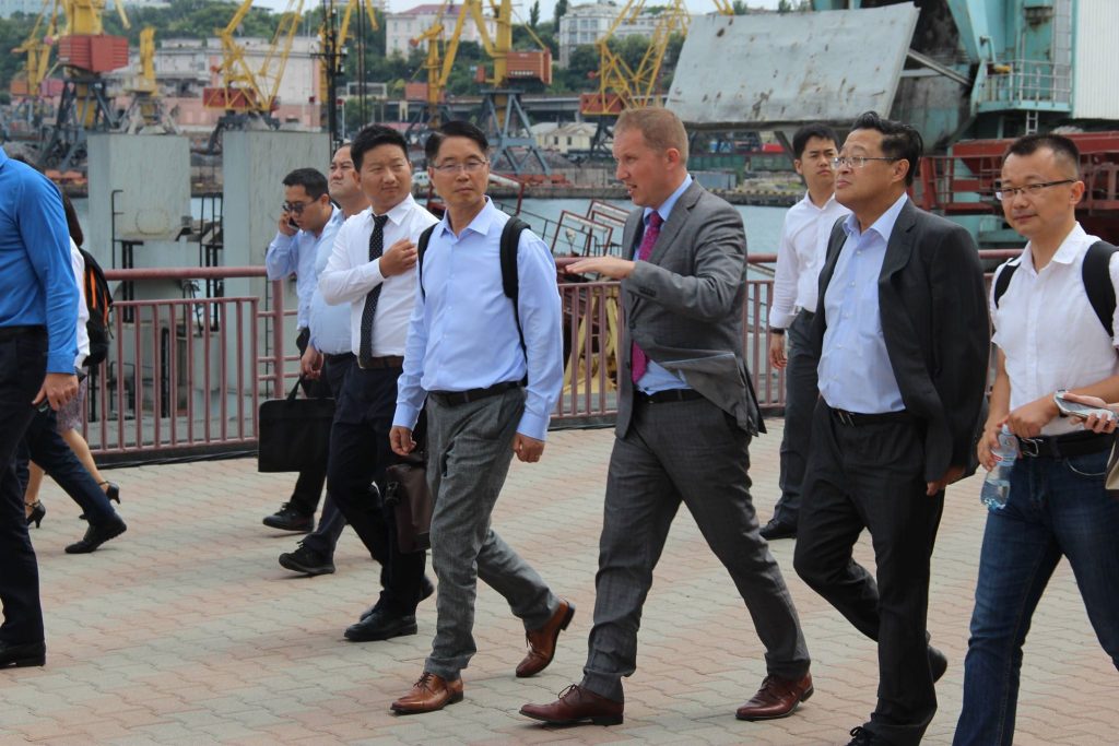 Крупнейшие китайские компании заинтересованы инвестировать в украинские порты 1