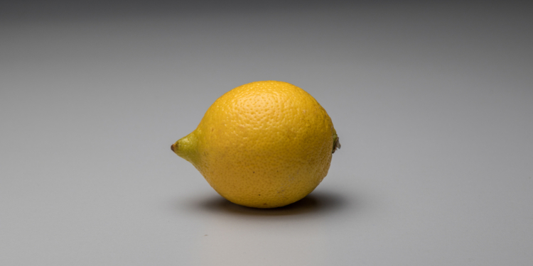 Мир сходит с ума: 8 миллионов человек за 3 дня  просмотрели видео с катящимся апельсином