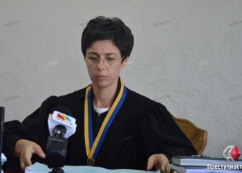 Дело о 43 миллионах: Хозсуд приостановил рассмотрение иска “Жилпромстрой-8” к Николаевскому международному аэропорту