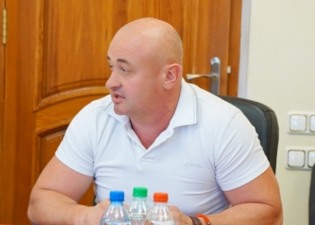 «Раз мы трусики носим, то просто морды начнем бить, может?»: на президиуме Николаевского облсовета поскандалили насчет Томоса об автокефалии