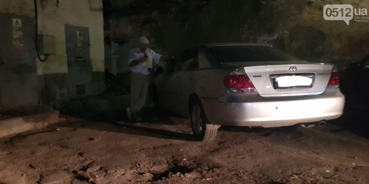 В Николаеве полиция остановила нетрезвого водителя. Оказалось, что это проректор НКИ