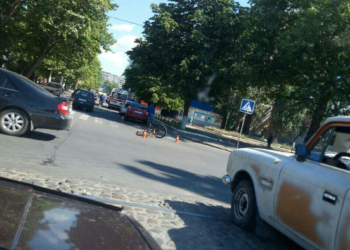 В центре Николаева водитель на «Chevrolet» сбил велосипедиста