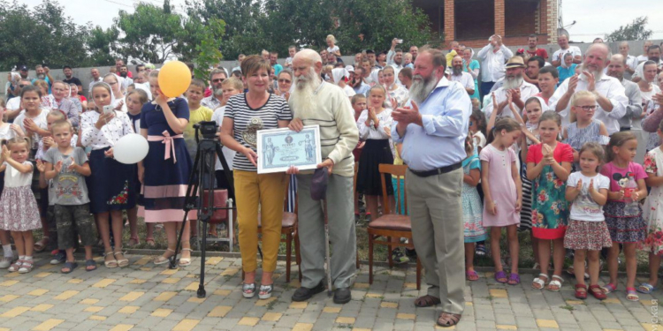 В Одесской области живет самая большая семья Земли: она объединяет 346 человек