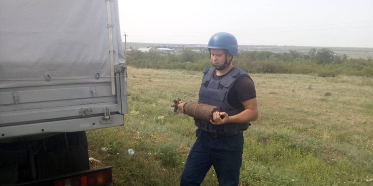 Под Николаевом спасатели обезвредили мины и снаряд прошлой войны
