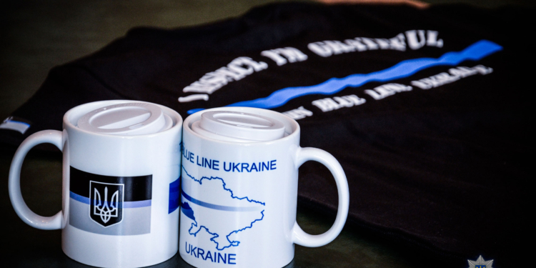 Николаевских полицейских и общество объединяет «Тонкая синяя линия»