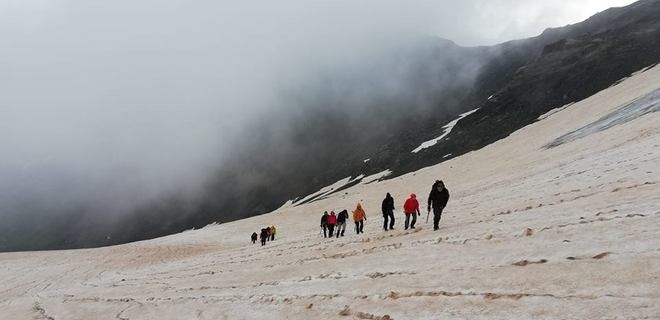 В Грузии погиб украинский альпинист. Его друзья поведение спасателей называют странным