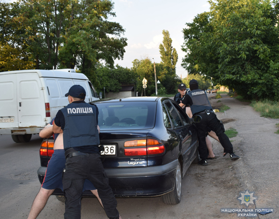 В Николаеве полиция задержала двух братьев-наркоторговцев 2