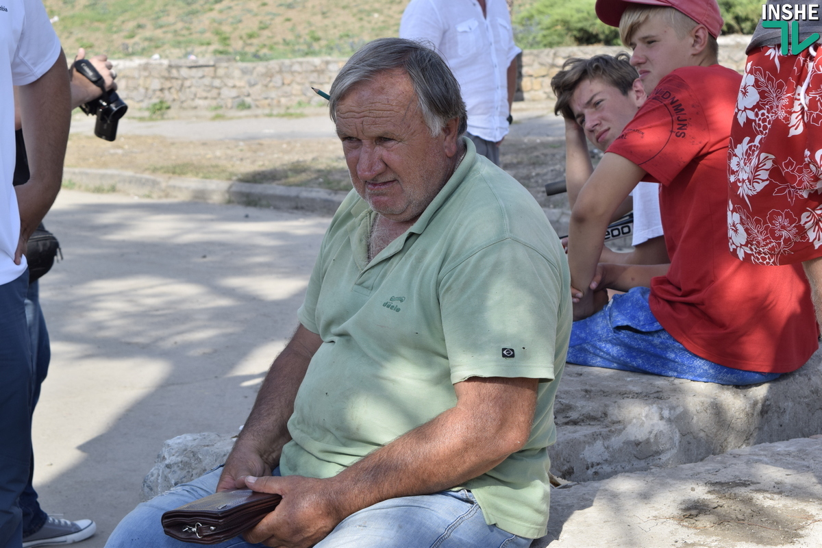 На “8 причале” в Николаеве строитель избил заслуженного тренера Украины