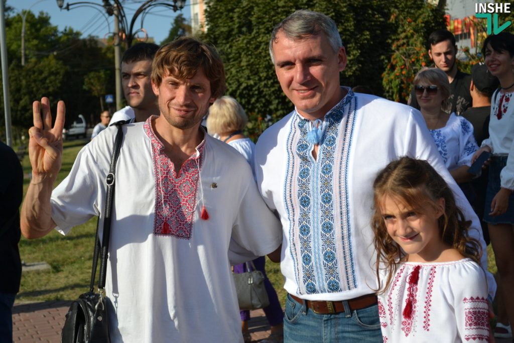 Николаевцы отметили День Независимости традиционным Маршем вышиванок 23