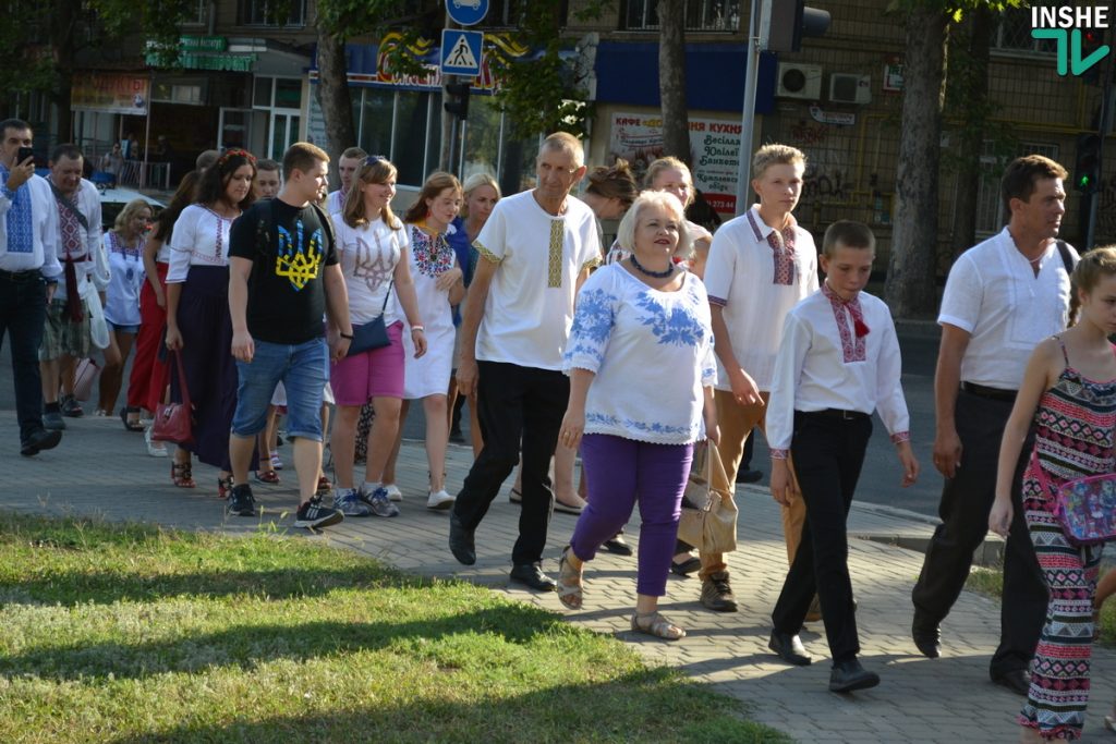 Николаевцы отметили День Независимости традиционным Маршем вышиванок 25