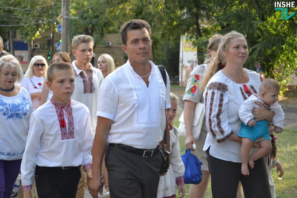 Николаевцы отметили День Независимости традиционным Маршем вышиванок 27