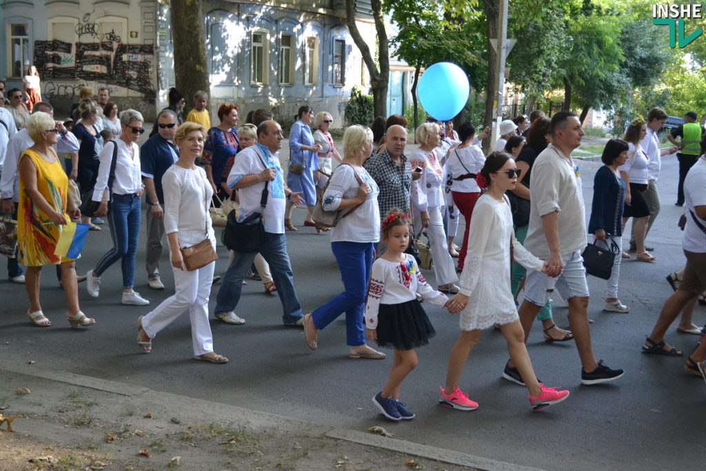 Николаевцы отметили День Независимости традиционным Маршем вышиванок 33