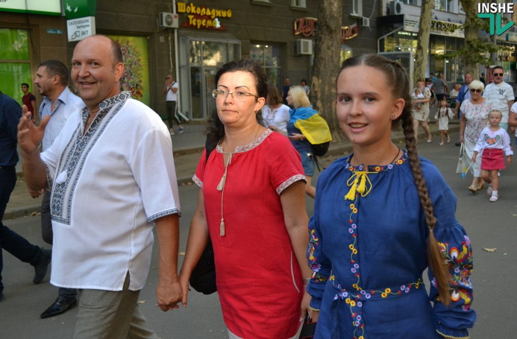 Николаевцы отметили День Независимости традиционным Маршем вышиванок 39
