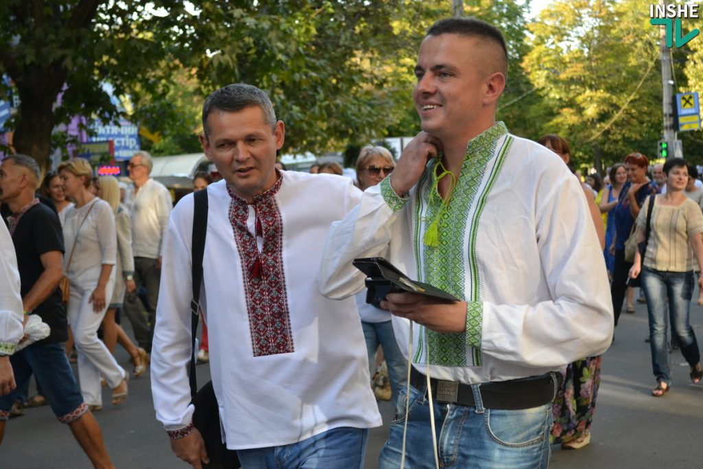 Николаевцы отметили День Независимости традиционным Маршем вышиванок 41