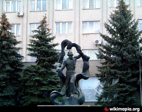 Фирма депутата Николаевского горсовета Грипаса отремонтирует постамент памятника огнеборцам 5