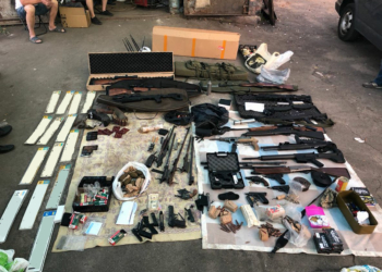 Оружие и взрывчатка из ЕС. Житель Закарпатья пытался отправить боеприпасы в Киев по почте