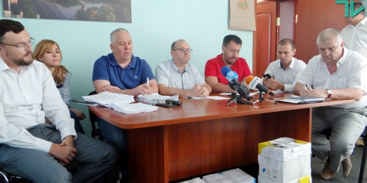 Скандал с конкурсом управляющих компаний в Николаеве: временная контрольная депутатская комиссия обещает вскоре назвать всех виновных