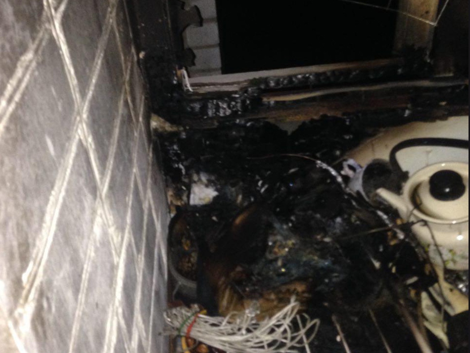 В Первомайске спасатели и полиция успели вовремя: в горящей квартире 43-летняя женщина уже была без сознания 1