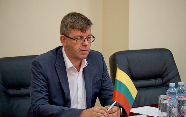 Правительство Литвы планирует в 2019 году выделить из бюджета около 1 млн. евро на поддержку Украины 1