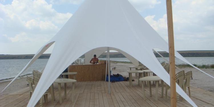 К устричному скандалу на Николаевщине: в Коблевской ОТГ сомневаются в законности размещения и работы «Устриц Скифии»