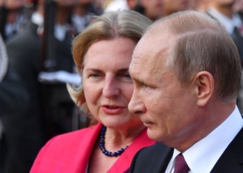 Посаженый отец? Путин поедет на свадьбу министра иностранных дел Австрии